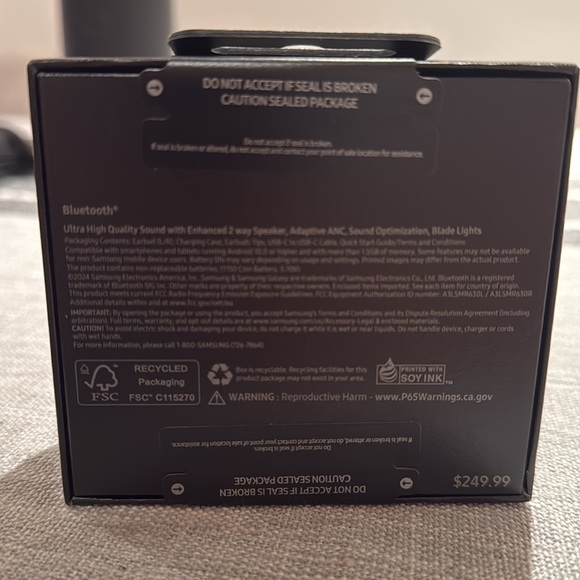 Samsung galaxy buds 3 Pro - Picture 2 of 5